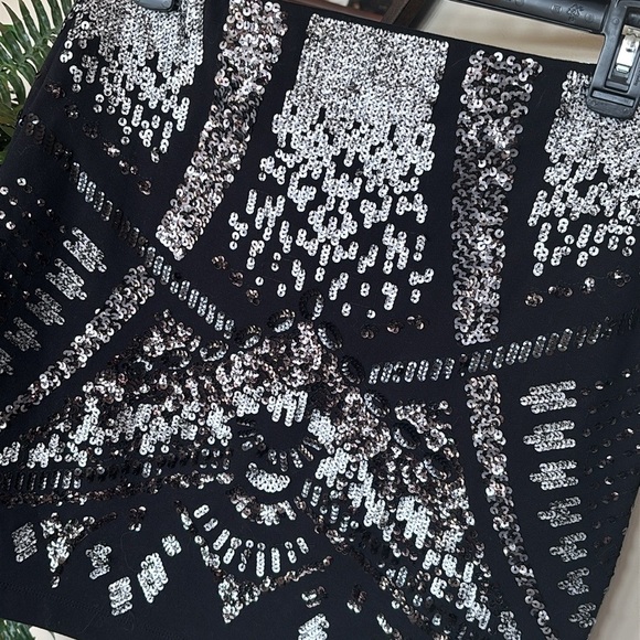 NWOT Express Black Mini Skirt Metallic Gray & Silver Tone Sequins Cotton Stretch - Picture 7 of 12